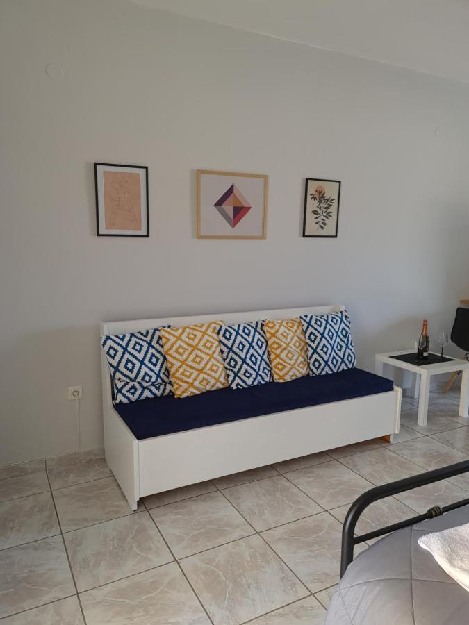 Seaside Apartment In Xilokastro - Selene By Booking Kottas Xylokastro Exterior photo