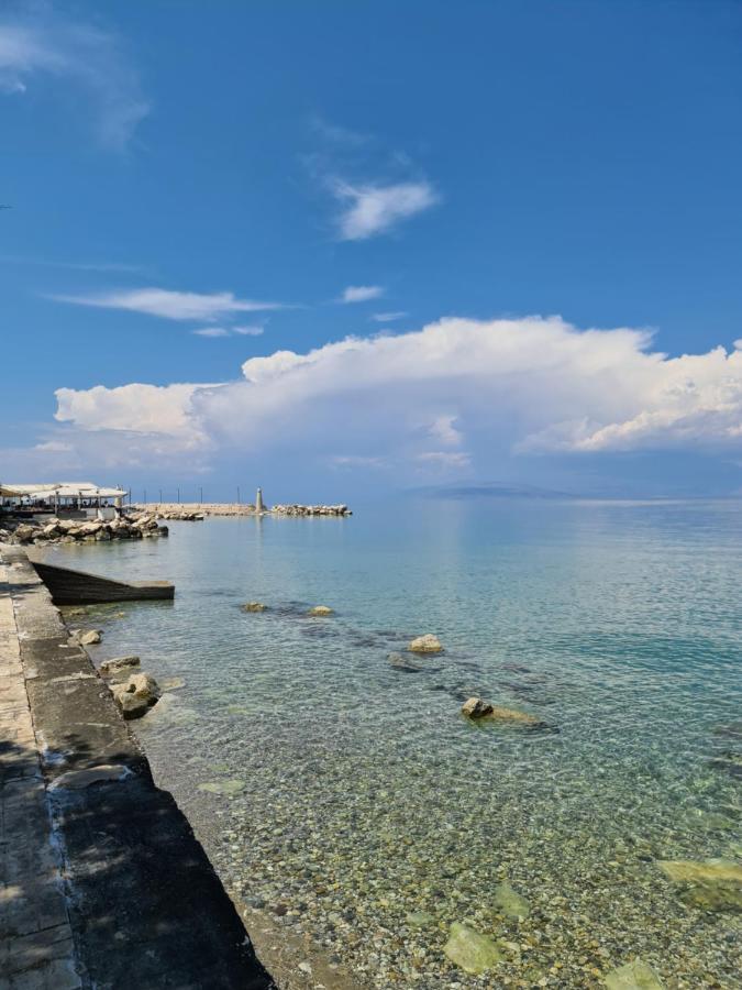 Seaside Apartment In Xilokastro - Selene By Booking Kottas Xylokastro Exterior photo